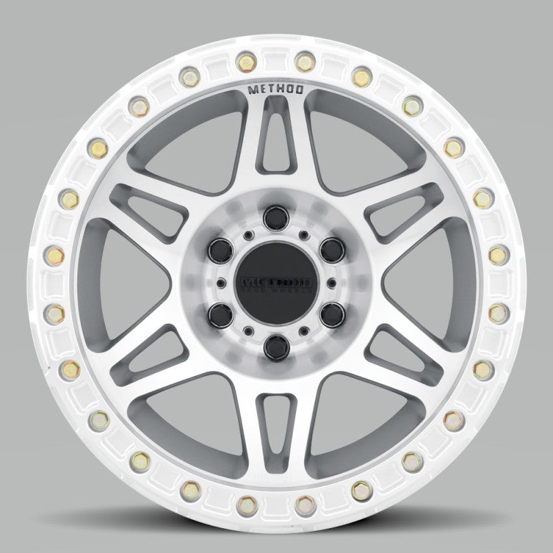 Ford Bronco Method MR106 Beadlock 17x9 -44mm Offset 6x5.5 108mm CB Machined/Clear Coat w/BH-H24125 Wheel