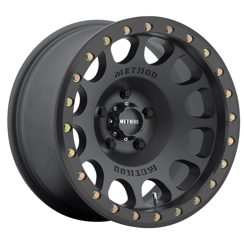 Ford Bronco Method MR105 Beadlock 17x8.5 0mm Offset 6x5.5 108mm CB Matte Black w/BH-H24125 Wheel