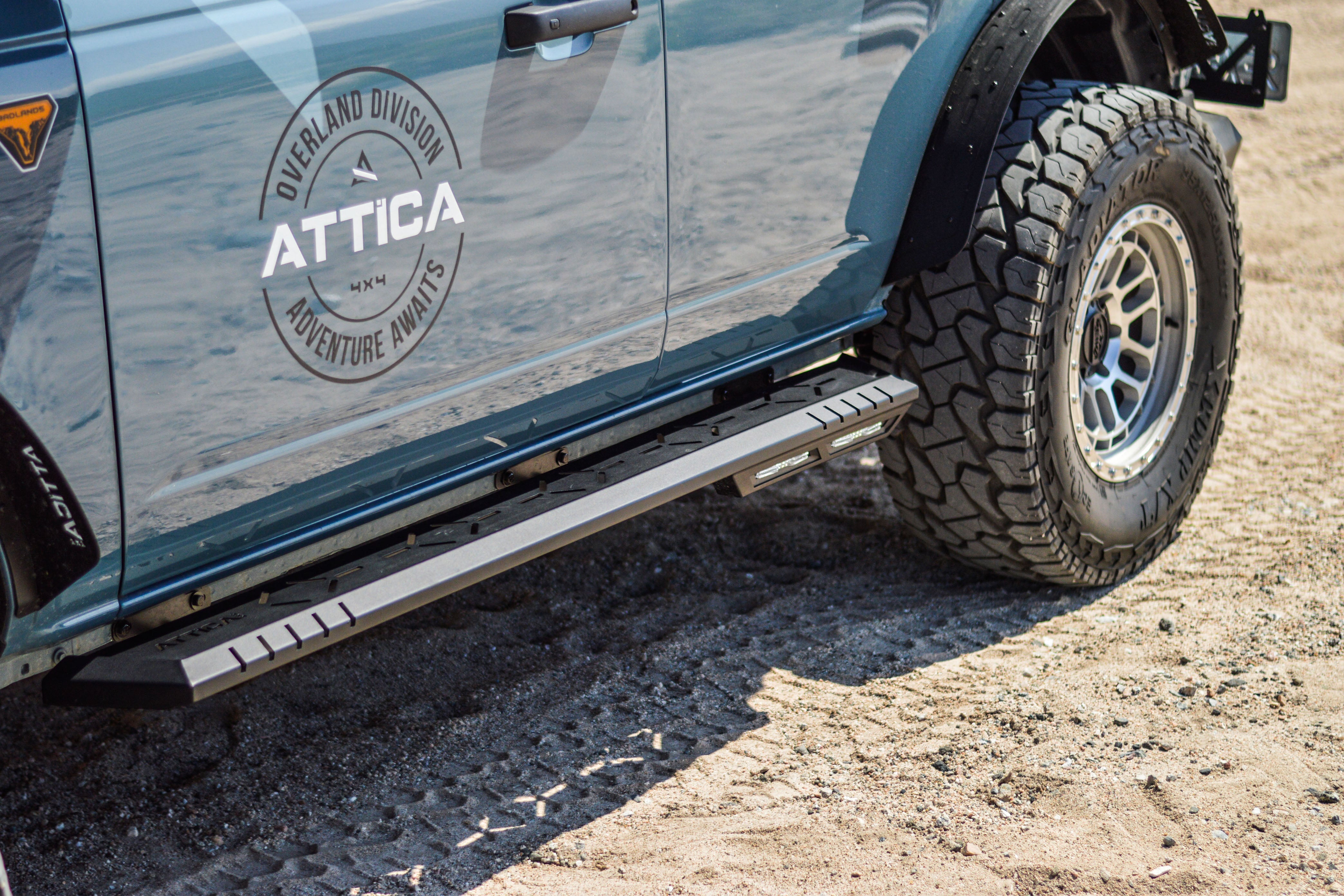 2021-2024 Ford Bronco Frontier Series Side Steps