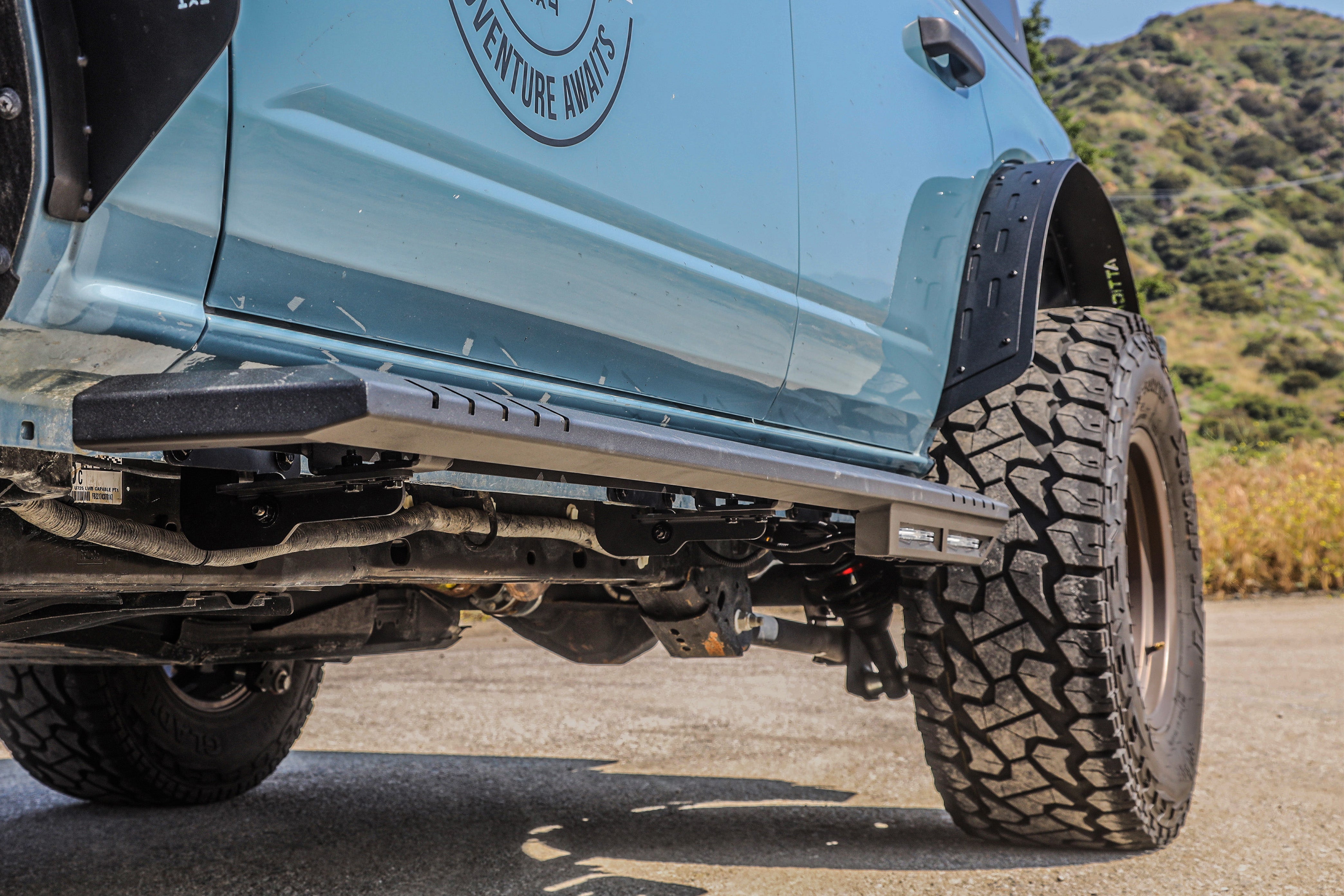 2021-2024 Ford Bronco Frontier Series Side Steps