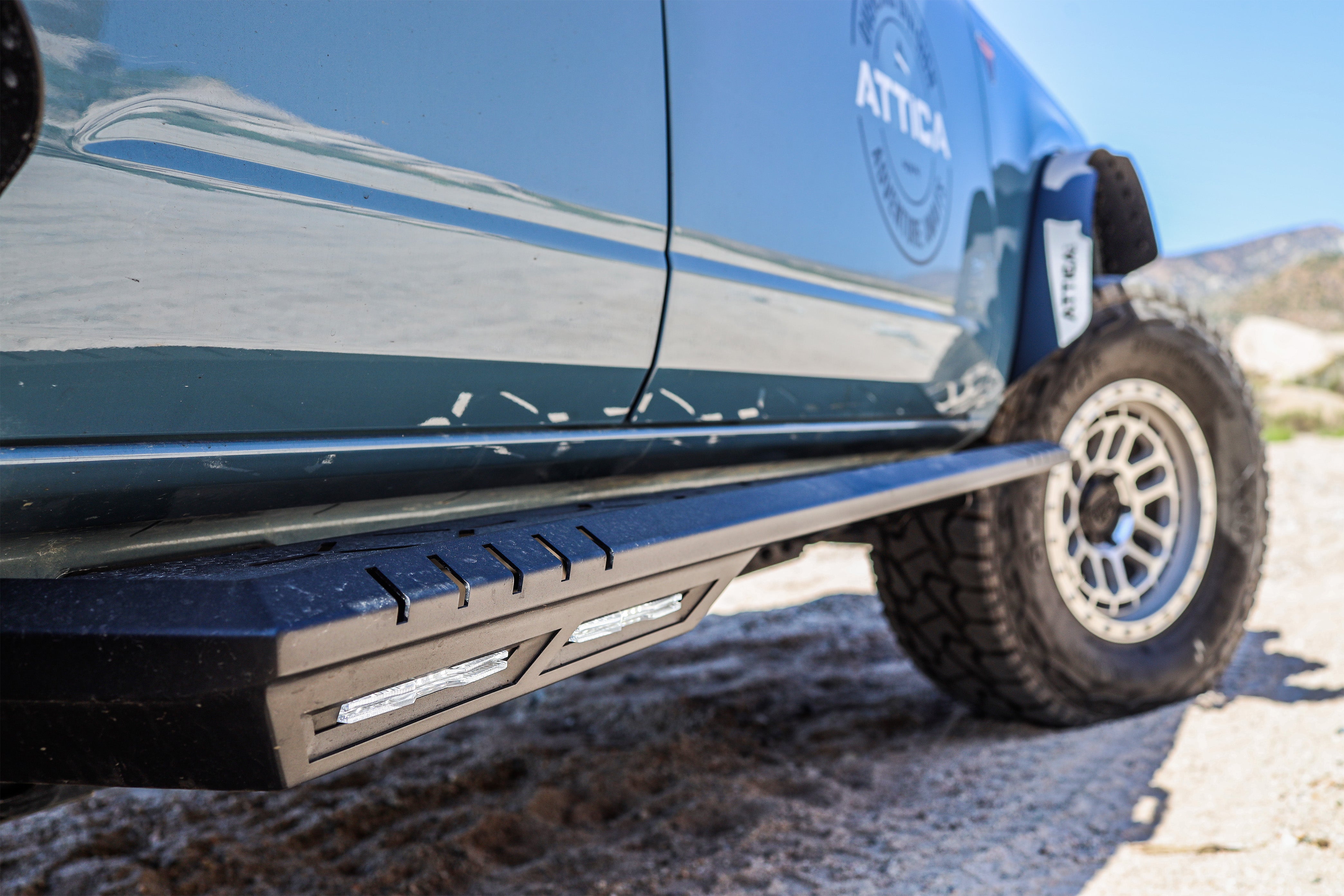 2021-2024 Ford Bronco Frontier Series Side Steps