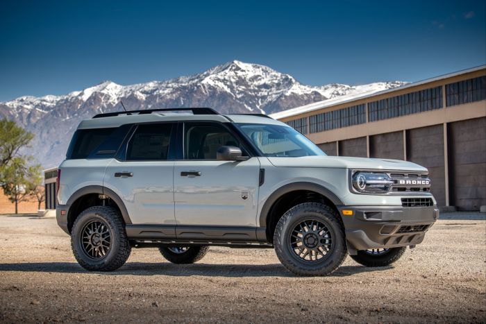Ford Bronco Sport 2021-2023 1.5'' SST Kit | ReadyLift