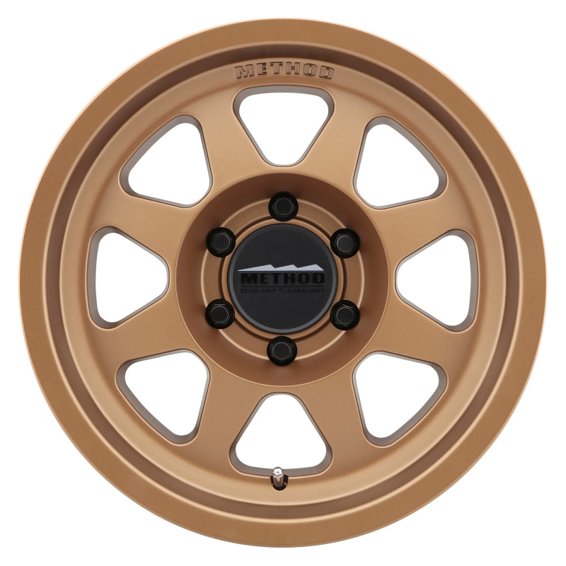 Ford Bronco Method MR701 18x9 +18mm Offset 6x5.5 106.25mm CB Method Bronze Wheel