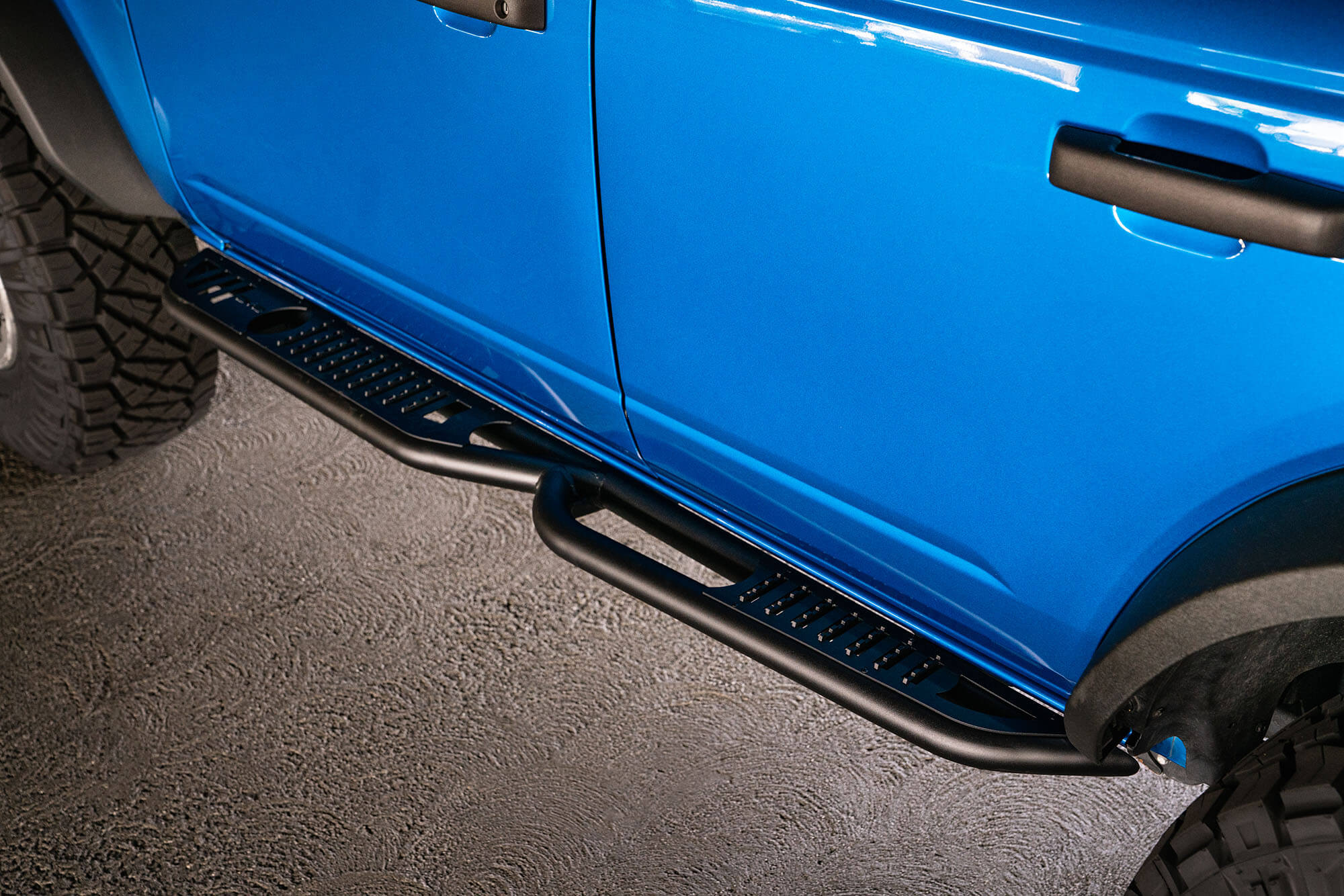 Ford Bronco Nerf Bars 4 Door Models | DV8 Offroad